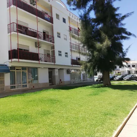 County House, Near Airport, Beach ファロ