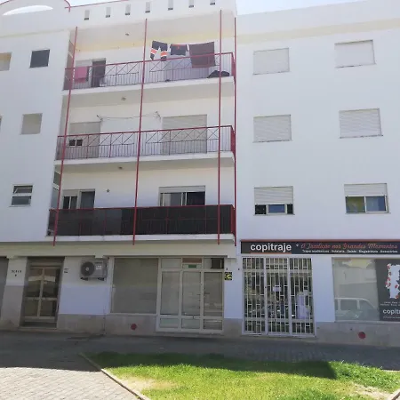 Appartamento County House, Near Airport, Beach